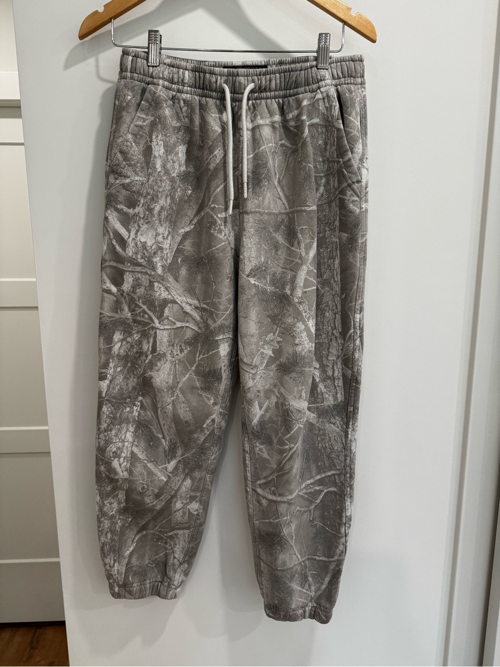 Abercrombie Gray Camouflage Men's Drawstring Jogger Pants XS
